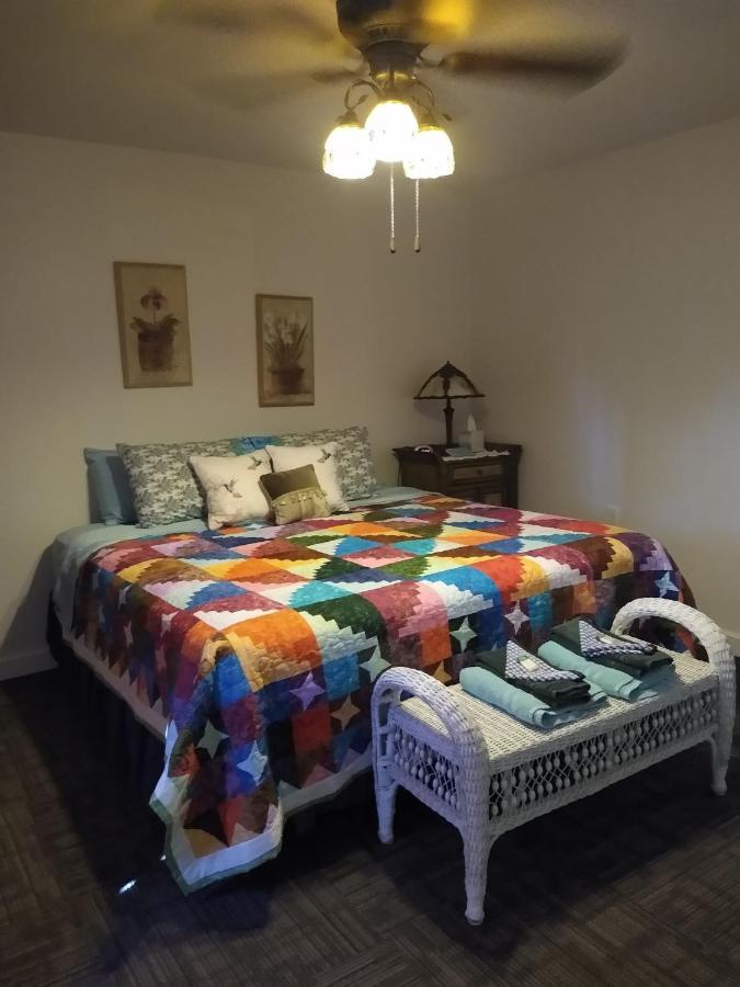 Pearl Island B&B Brodhead Bagian luar foto